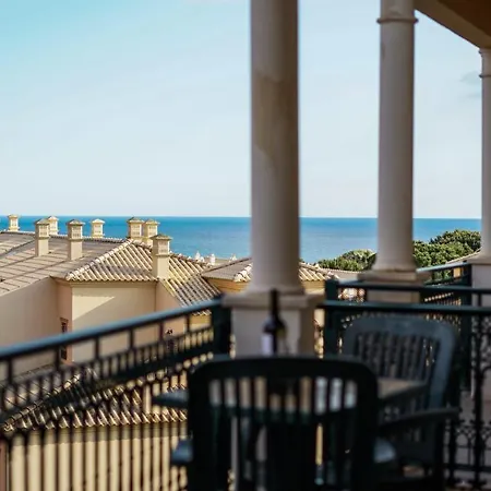 Oura Sunrise Iii - Sea View & Oura & Location Apartamento