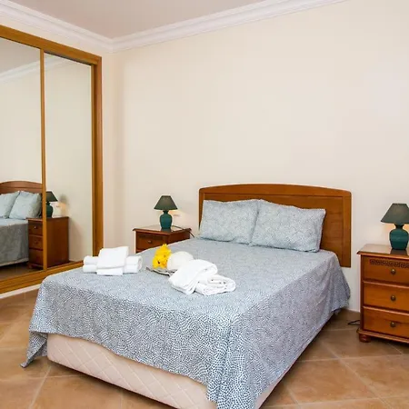 Oura Sunrise Iii - Sea View & Oura Beach & Top Location Apartment Albufeira